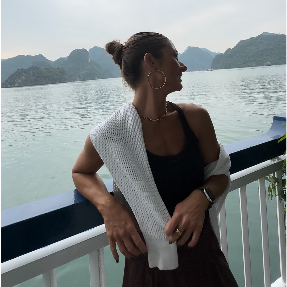 Meet your Posher, Jera